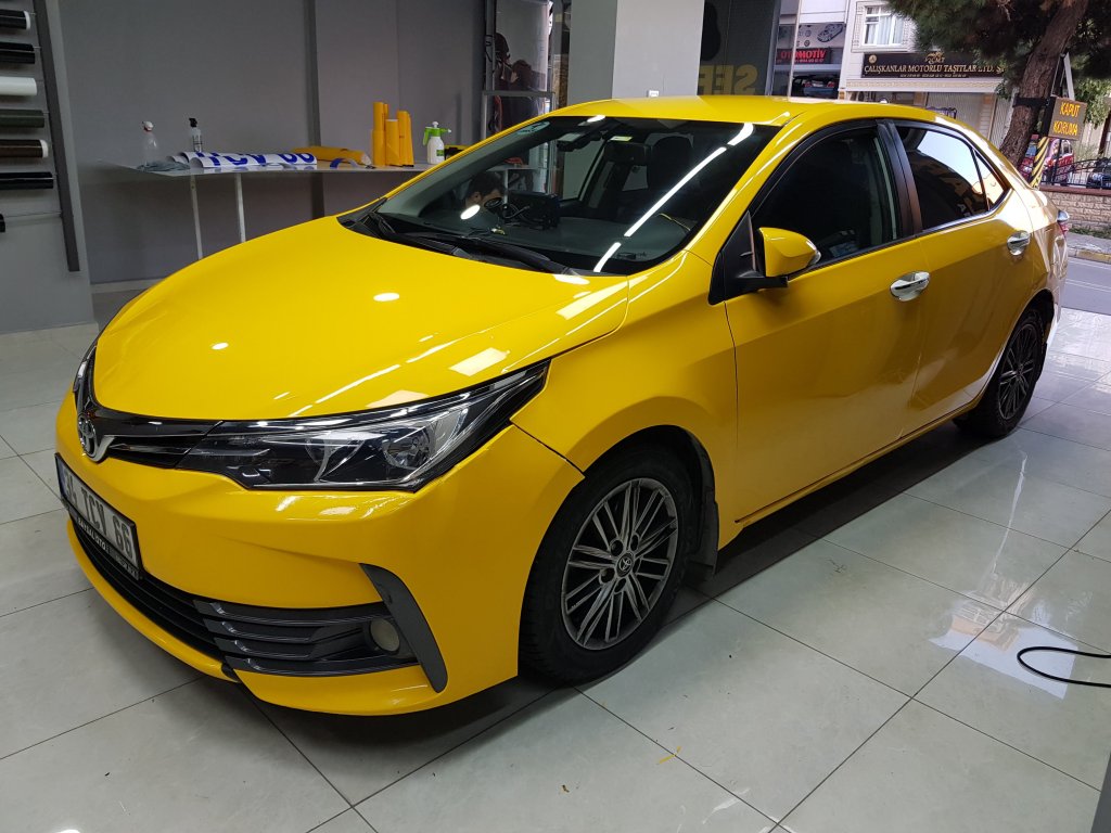 Sarı Taksi Folyo Kaplama sarı taksi kaplama, taksi folyo kaplama, toyota taksi kaplama, folyo kaplama